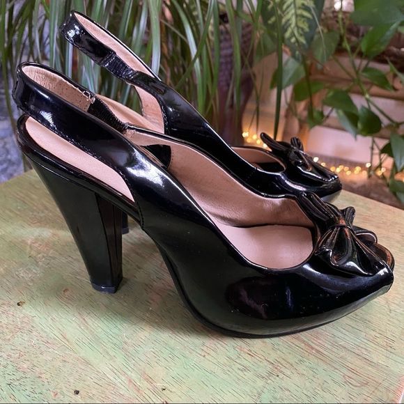 Two Lips Sayah Black Faux Patent Leather Slingback Pump Peep Toe Heels Bow 6 - Picture 4 of 11